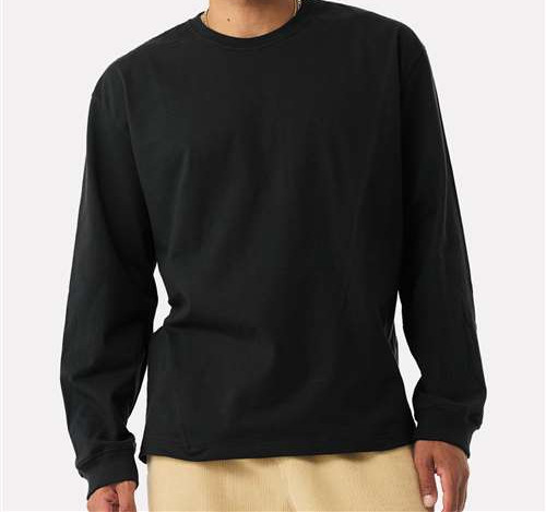 Unisex 7.5 Oz Heavyweight Long Sleeve Tee in Black