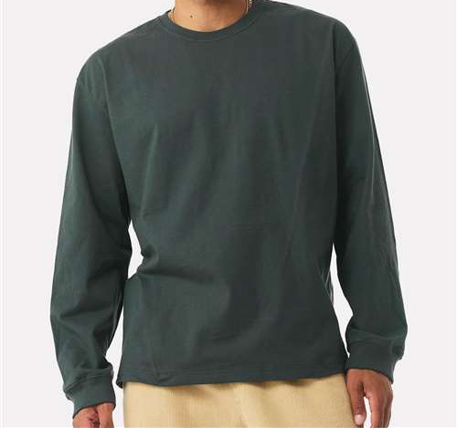 Unisex 7.5 Oz Heavyweight Long Sleeve Tee in Hunter Green